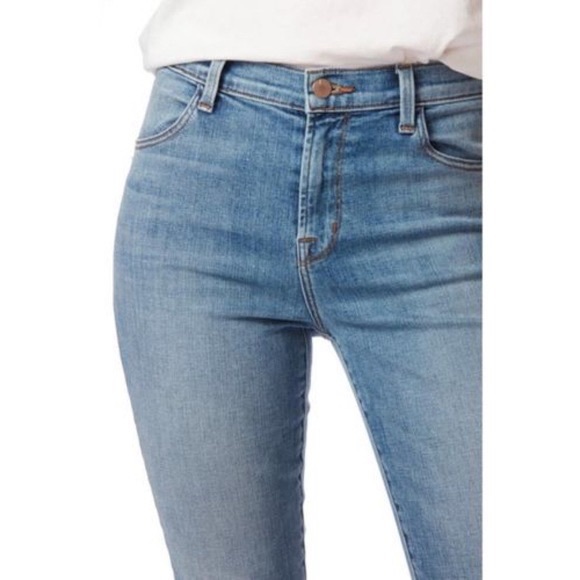 NWT J Brand Alana High Rise Crop Skinny Jeans Delphi Fabric Denim Raw hem, sz 26 - Picture 2 of 16